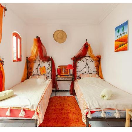 Jolie Maison/riad 6 pers dans un cadre familial Marrakesh Exterior foto