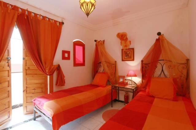 Jolie Maison/riad 6 pers dans un cadre familial Marrakesh Exterior foto