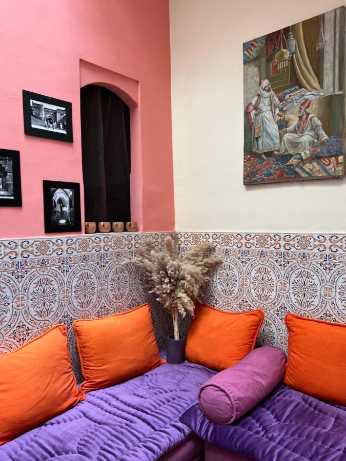 Jolie Maison/riad 6 pers dans un cadre familial Marrakesh Exterior foto